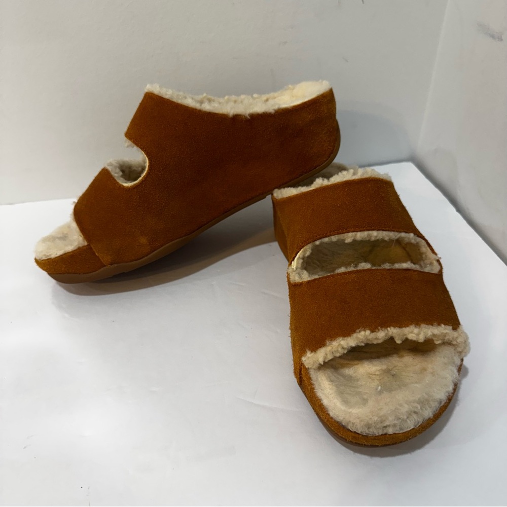 FitFlop Shuv Two-Bar Shearling Suede Slides Tan size 8 - Picture 4 of 9